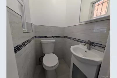 89-32 208th Street, Queens Village, NY 11427 - Photo 15