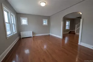 89-32 208th St, Queens Village, NY 11427 - Photo 5