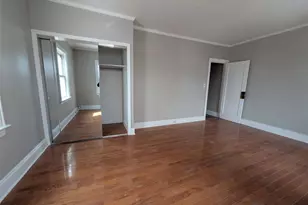 89-32 208th St, Queens Village, NY 11427 - Photo 15