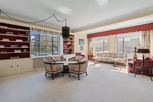 29 Summit Ave, Lynbrook, NY 11563 - Photo 5