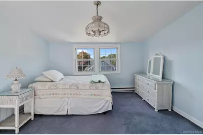 29 Summit Avenue, Lynbrook, NY 11563 - Photo 19