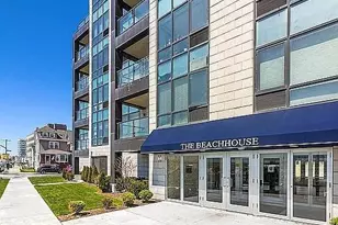91-16 Shore Front Pkwy, Rockaway Beach, NY 11693 - Photo 17