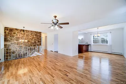 400 Philo Street, New Windsor, NY 12553 - Photo 7