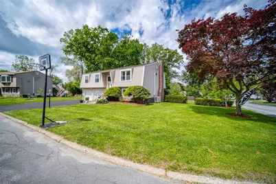 400 Philo Street, New Windsor, NY 12553 - Photo 3