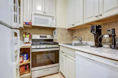 39-65 52nd Street #1A, Woodside, NY 11377 - Photo 5