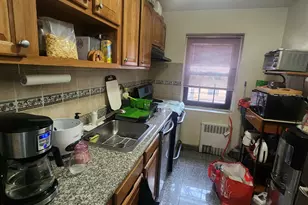 118-60 Metropolitan Ave, Kew Gardens, NY 11415 - Photo 11