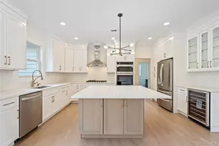 27A Belmont Circle, Syosset, NY 11791 - Photo 7