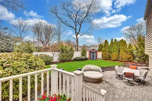 18 Frost Ln, Greenlawn, NY 11740 - Photo 31
