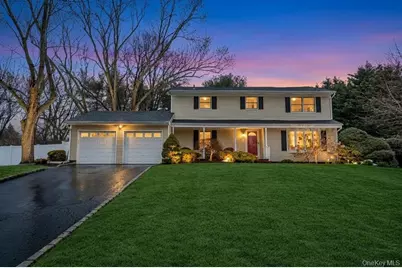 19 Spyglass Lane, East Setauket, NY 11733 - Photo 1