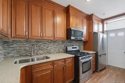 10407 94th Avenue, Ozone Park, NY 11416 - Photo 11