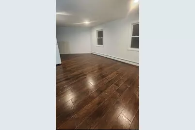 10 Ross Avenue, Bay Shore, NY 11706 - Photo 5