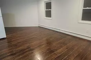 10 Ross Ave, Bay Shore, NY 11706 - Photo 5