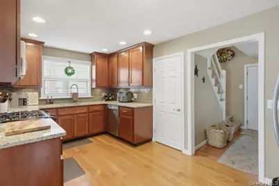 147 Dupont Avenue, Newburgh, NY 12550 - Photo 3