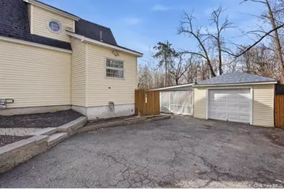 147 Dupont Avenue, Newburgh, NY 12550 - Photo 33