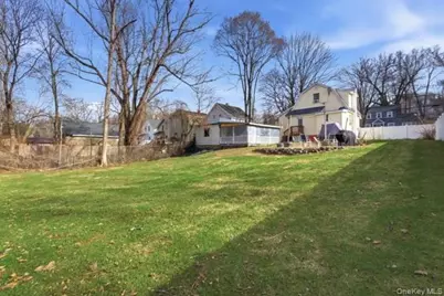 147 Dupont Avenue, Newburgh, NY 12550 - Photo 37