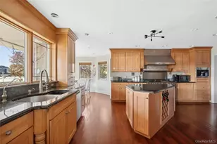 4 Quebec Rd, Island Park, NY 11558 - Photo 5