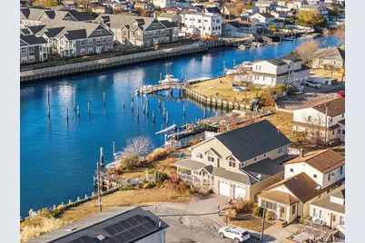 4 Quebec Road, Island Park, NY 11558 - Photo 23