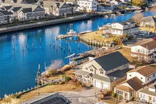 4 Quebec Rd, Island Park, NY 11558 - Photo 23