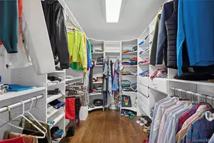 4 Quebec Rd, Island Park, NY 11558 - Photo 15