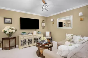 1 Bryant Crescent, White Plains, NY 10605 - Photo 3