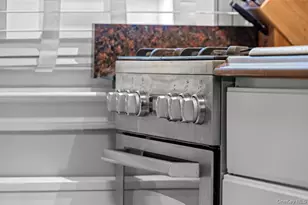 1 Bryant Crescent, White Plains, NY 10605 - Photo 17