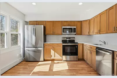 35 Yennicock Avenue, Port Washington, NY 11050 - Photo 5