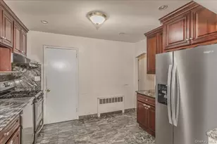 505 N 1st St, New Hyde Park, NY 11040 - Photo 5