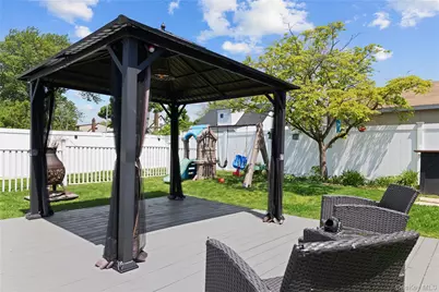 93 Lloyd Avenue, North Babylon, NY 11703 - Photo 21