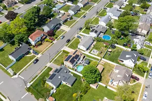 93 Lloyd Ave, North Babylon, NY 11703 - Photo 27