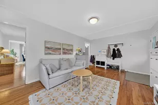 114 Chestnut Dr, New Windsor, NY 12553 - Photo 5