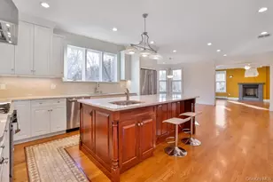 34 Renfrew Rd, New City, NY 10956 - Photo 11