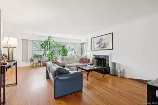 6 St George Rd, Great Neck, NY 11021 - Photo 5