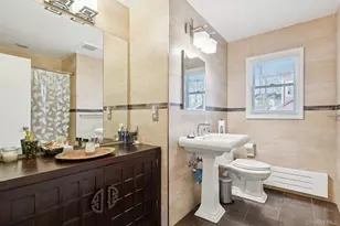 6 St George Rd, Great Neck, NY 11021 - Photo 11