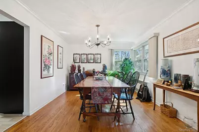 6 Saint George Road, Great Neck, NY 11021 - Photo 7