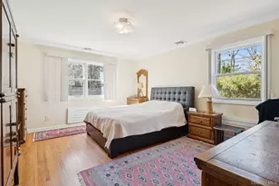 6 St George Rd, Great Neck, NY 11021 - Photo 13