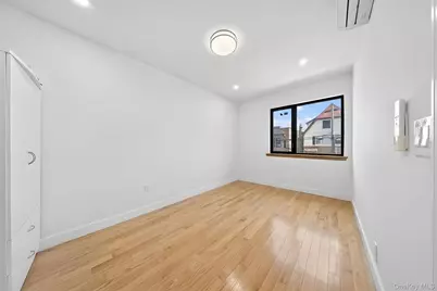 14538 34th Avenue #2E, Flushing, NY 11354 - Photo 7