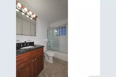 25 Westgate Drive #ED09, Bohemia, NY 11716 - Photo 7