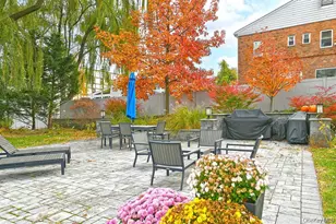 20 Gibson Ave, Huntington, NY 11743 - Photo 13