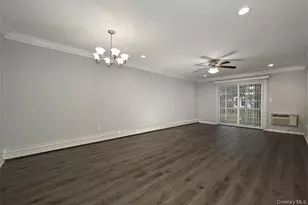 30 Westgate Dr, Bohemia, NY 11716 - Photo 3