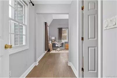 14 Mackay Way, Roslyn, NY 11576 - Photo 13