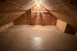 11 Arbor St, Great Neck, NY 11021 - Photo 9