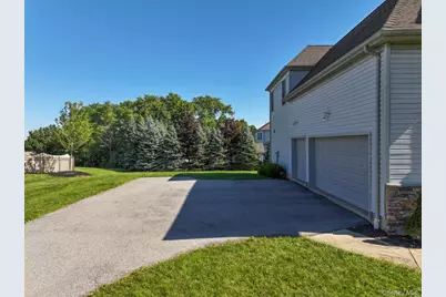 9 Prestwick Drive, Monroe, NY 10950 - Photo 5