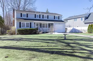 260 Washington Ave, Saint James, NY 11780 - Photo 3