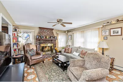 260 Washington Avenue, Saint James, NY 11780 - Photo 13