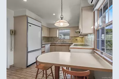 109 Wickham Road, Garden City, NY 11530 - Photo 11