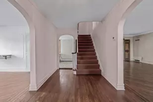 109 Wickham Rd, Garden City, NY 11530 - Photo 3