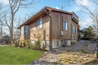 356 Oakleigh Avenue #17, Calverton, NY 11933 - Photo 5