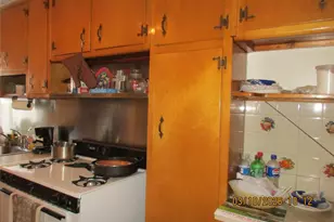 60-31 56th Dr, Maspeth, NY 11378 - Photo 9