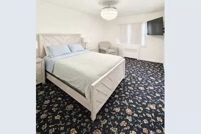 1203 E Broadway E Broadway #G-11, Hewlett, NY 11557 - Photo 9