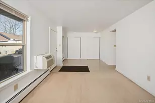 501 Maplewood Gardens, Nanuet, NY 10954 - Photo 5